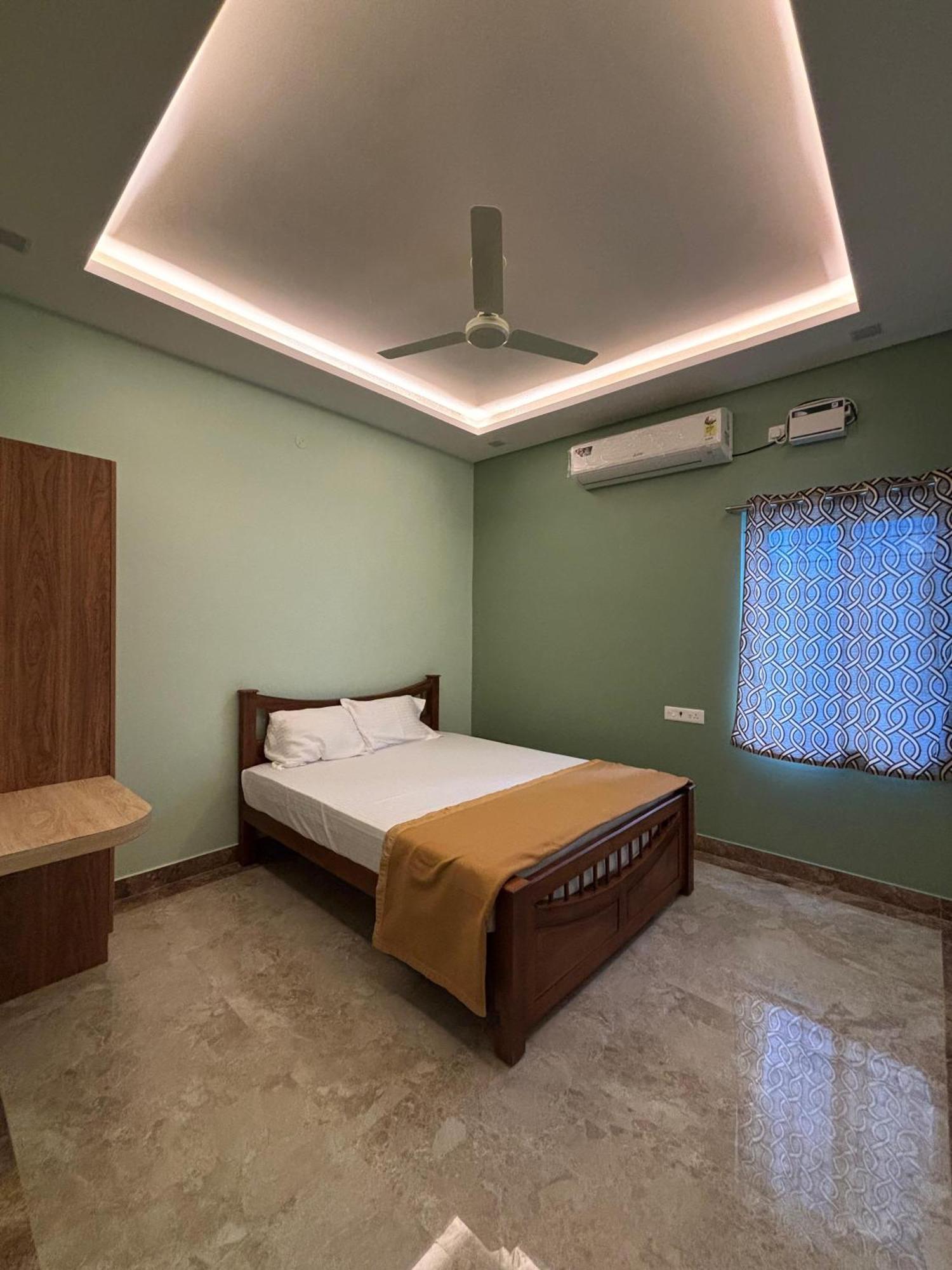 Srirangam Nandavanam Service Apartments Tiruchirappalli Экстерьер фото