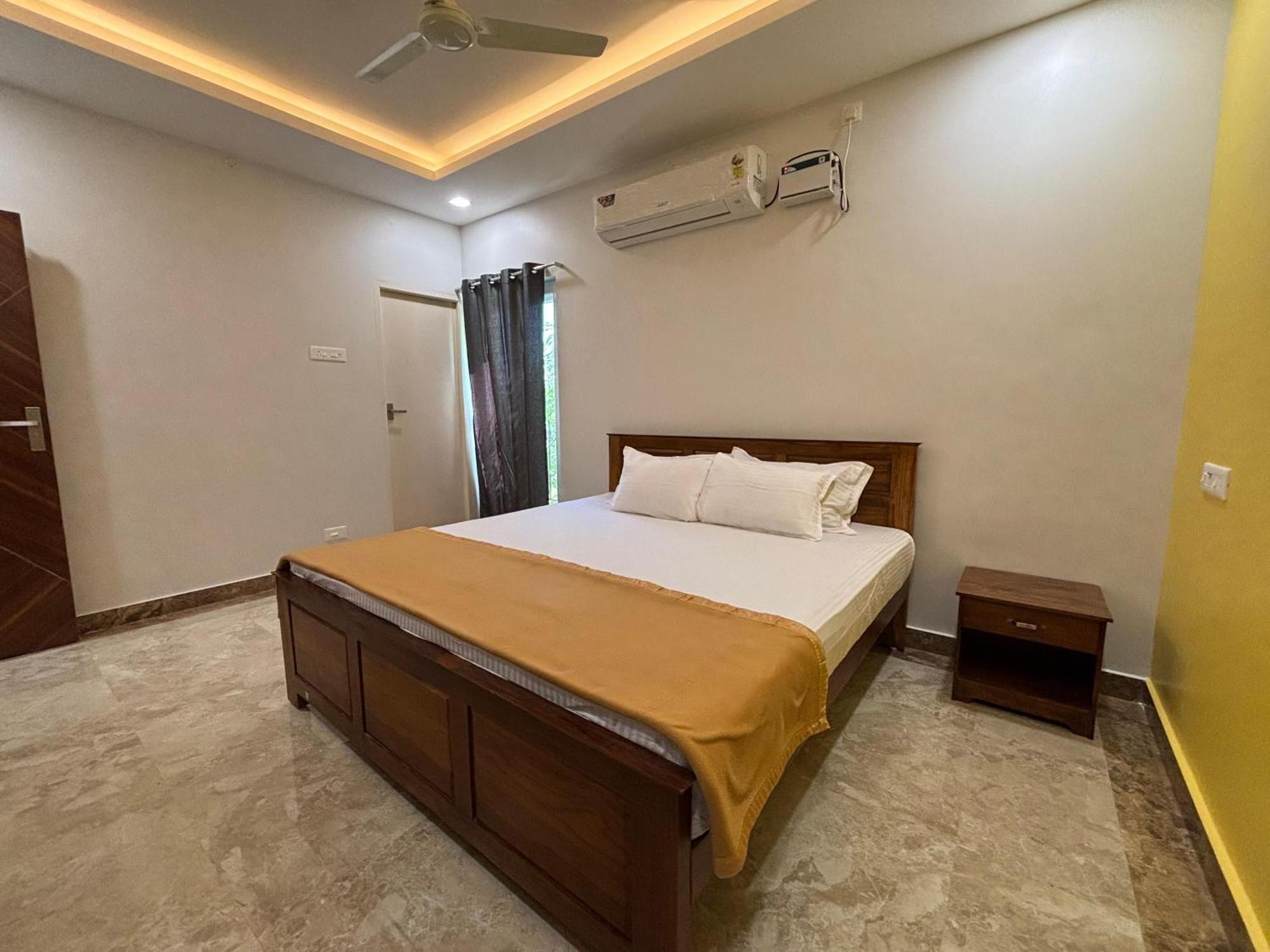 Srirangam Nandavanam Service Apartments Tiruchirappalli Экстерьер фото